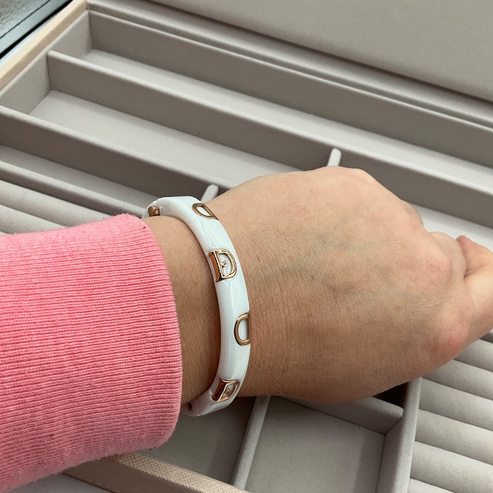 bracelet made of white ceramic and rose gold plating - Picture 7 of 7